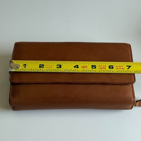 Pelle Studio Tan Leather Wallet - Picture 10 of 11